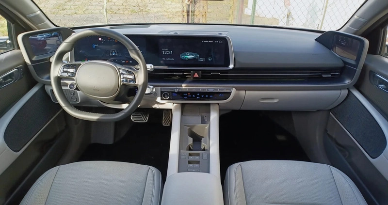 Hyundai IONIQ 6 cena 268900 przebieg: 4900, rok produkcji 2023 z Września małe 352